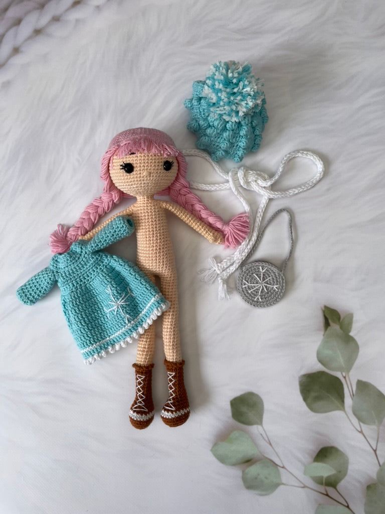 Amigurumi Puppe "Winter" | Handgehäkelt