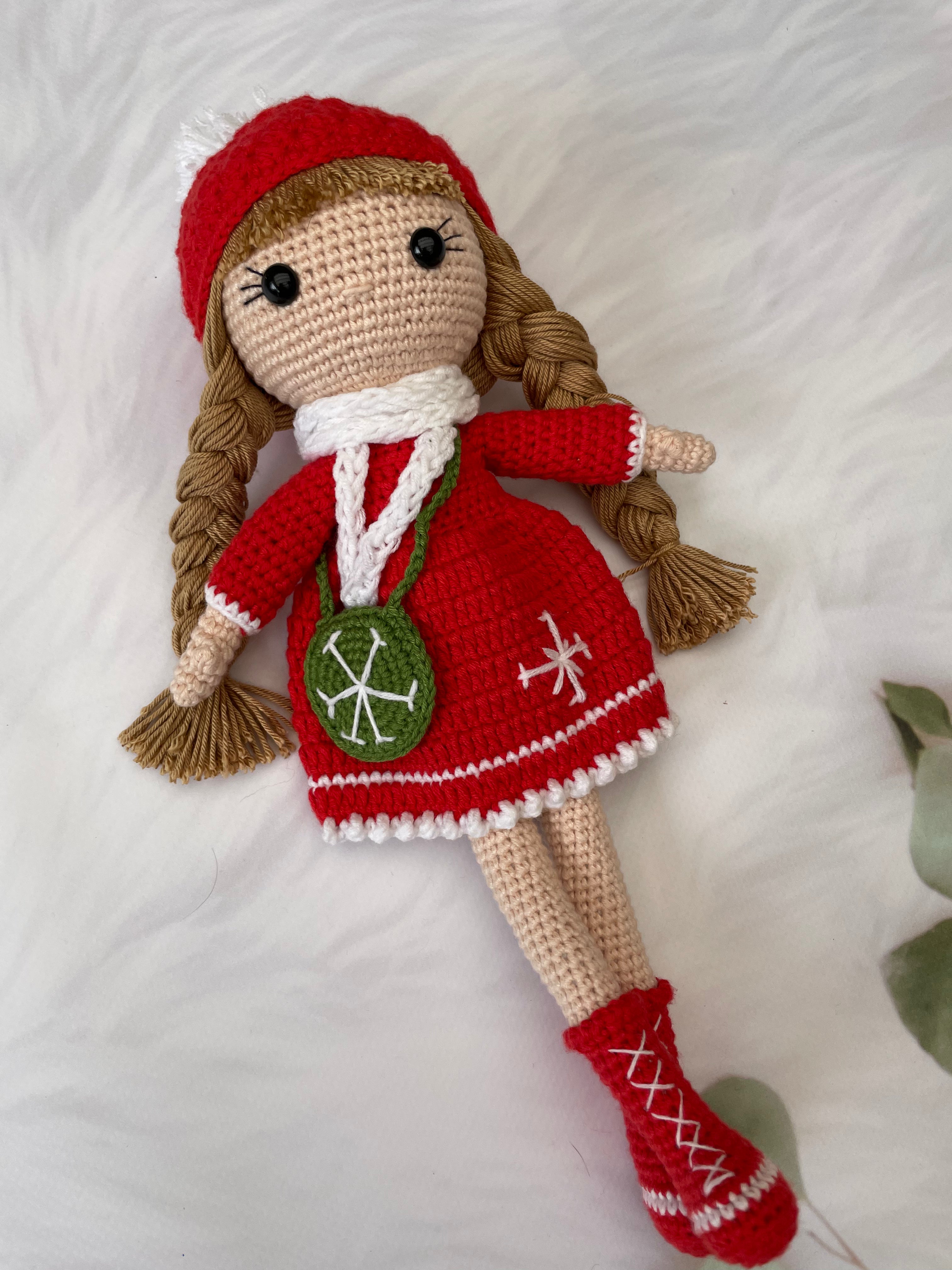 Amigurumi Puppe "Bella" und "Noelle" | Ausziehbares Outfit | Weihnachts-Edition