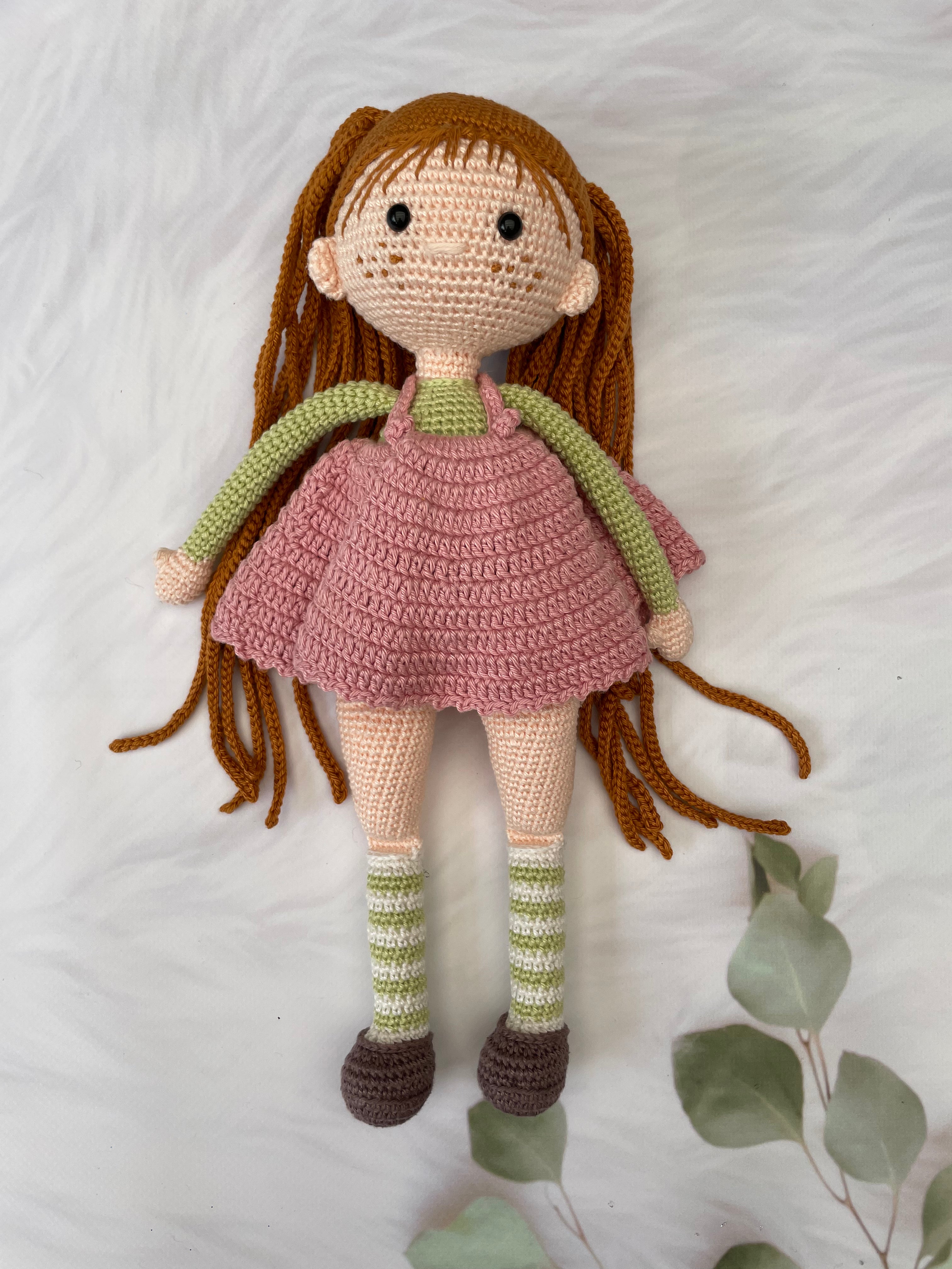 Amigurumi Puppe "Lilly" | Handgehäkelt