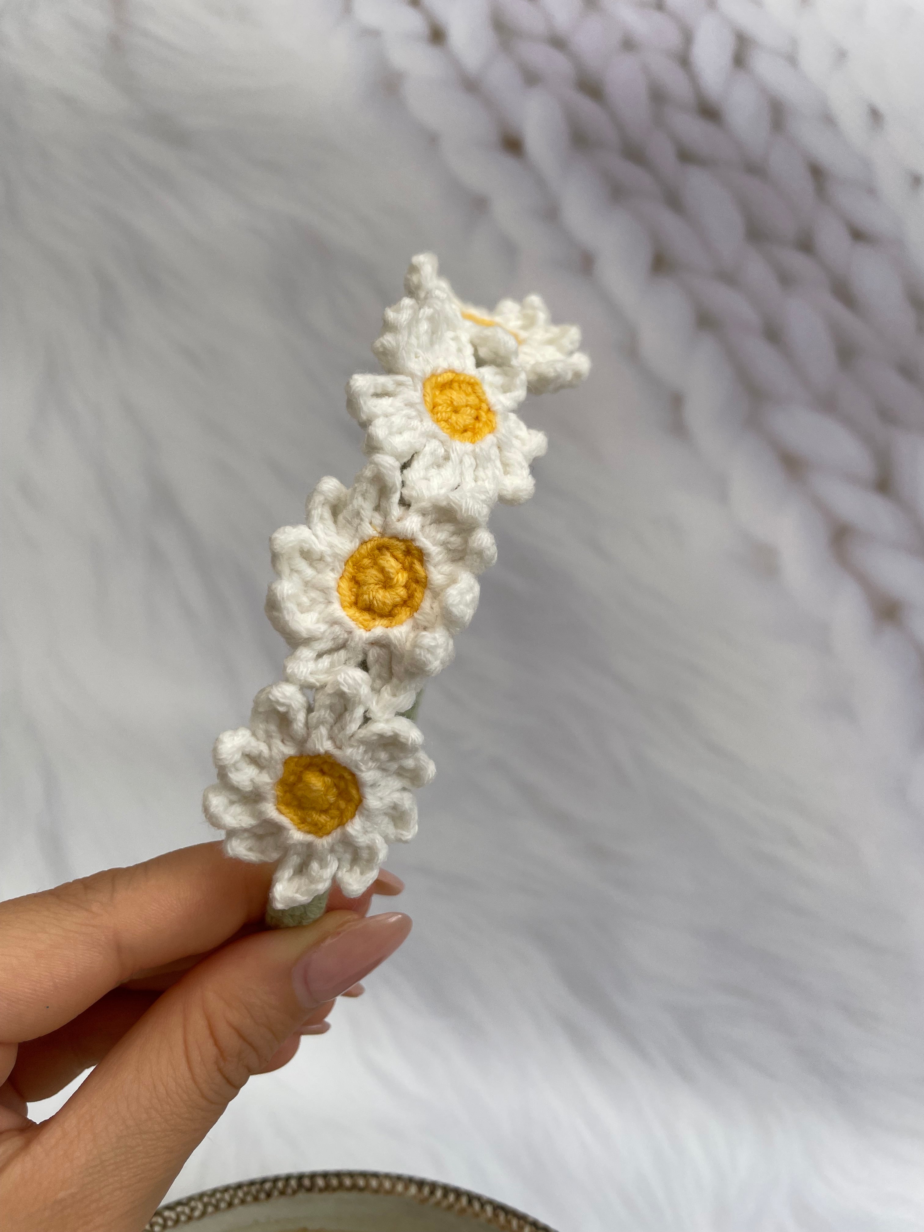 Haarreif mit Blume & Daisy | Handgehäkelt