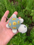 Schildkröte Schlüssel- & Taschenanhänger mit Sonnenblume | Personalisierbar